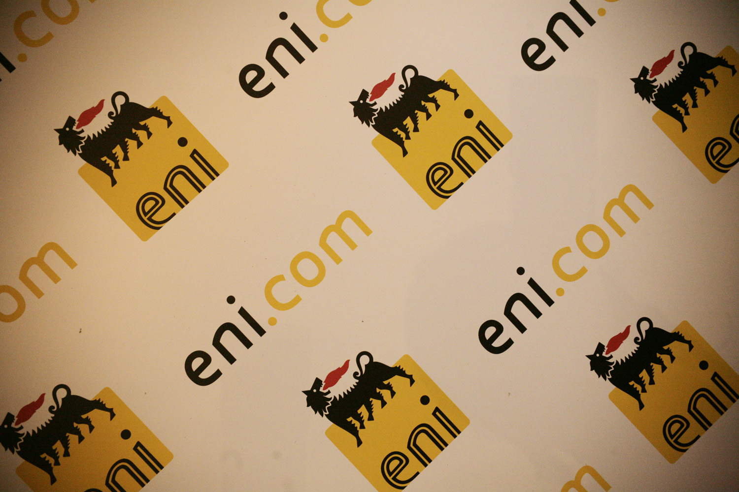 ENI: Approfondimento sulle Strategie tra Crescita e Sfide del Mercato